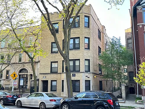648.5 W Roscoe St #N4 Photo 1
