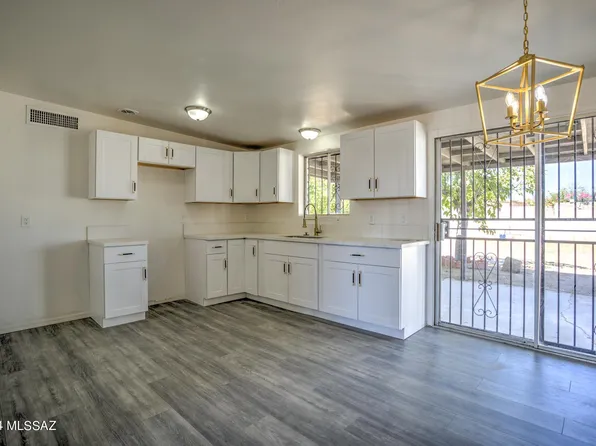 4841 S Calle Pamplona, Tucson, AZ 85714