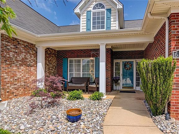 2nd image of 6556 Donahue Dr