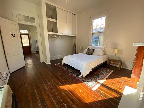 5th image of 2807 Onzaga St
