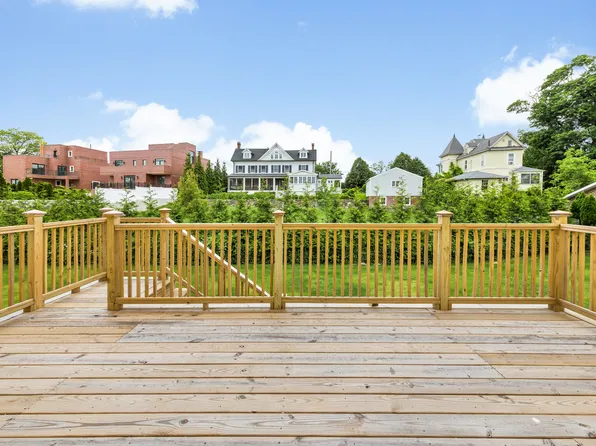 233-25 38th Drive image 6 of 24