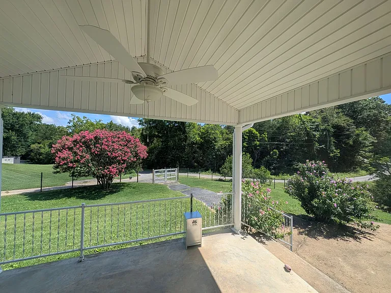 1055 Gunter Corner Rd — Photo 43