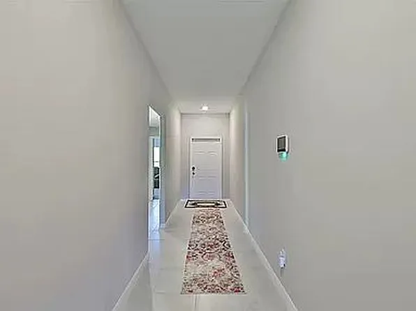 (undisclosed Address), Sun City Center, FL 33573