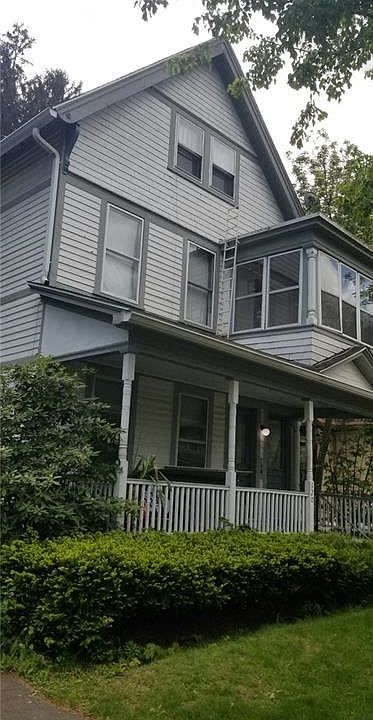 1st image of 120 Willard St