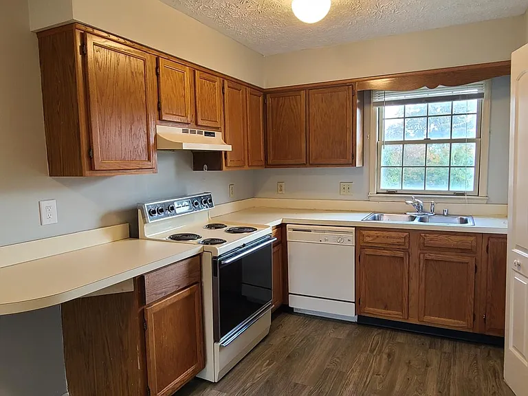 189 Donabrook Ct — Photo 5