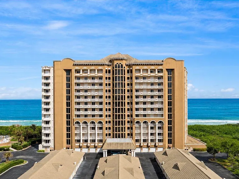 4160 N Highway A1A #906A — Photo 1