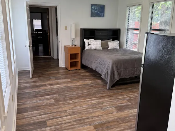 (undisclosed Address), San Marcos, TX 78666