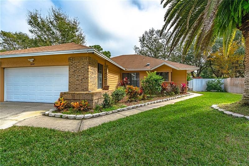1st image of 3247 Pine Forest Dr