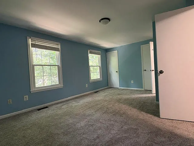 6488 Brickleigh Ct — Photo 5