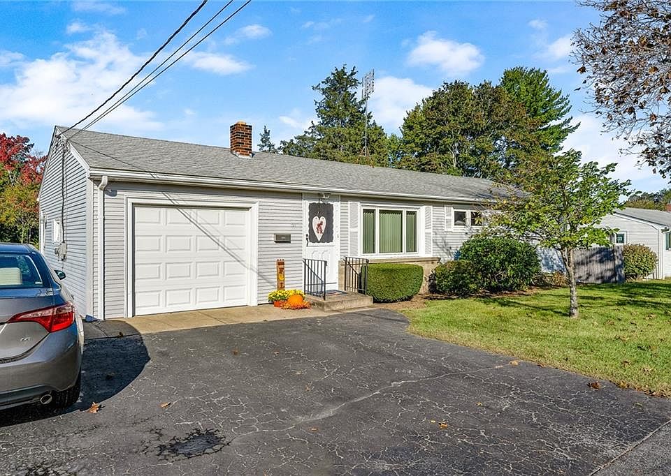 151 Stony Acre Dr, Cranston, RI 02920 Zillow