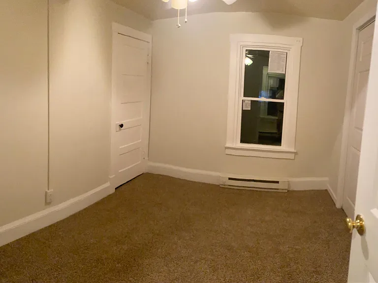 125 S Valley St — Photo 5