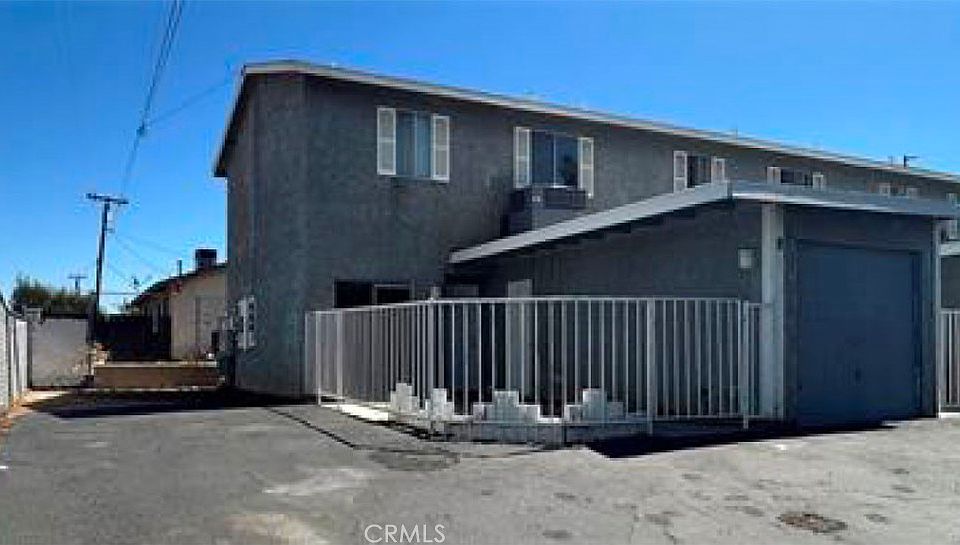 1st image of 15744 Bear Valley Rd