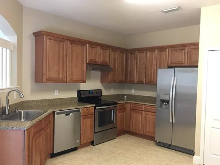 3240 Merrimac Ln — Photo 4