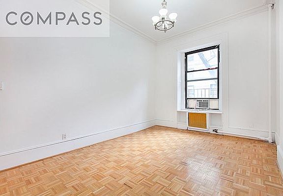 3rd image of 239 W 105th St APT 4