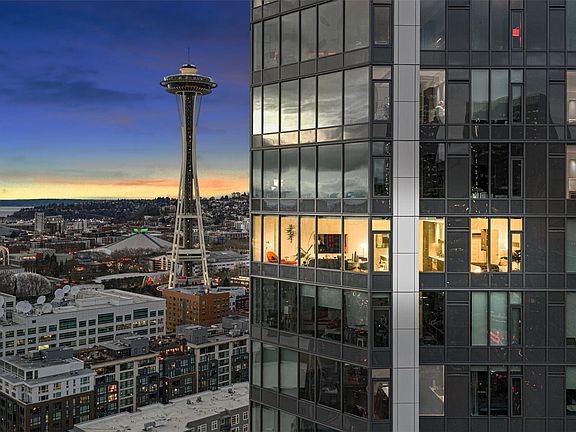 2nd image of 2510 6th Avenue #2504