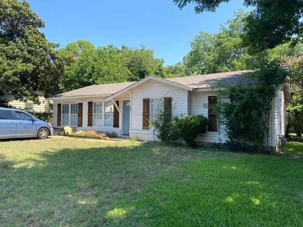 305 Helen Dr, Arlington, TX 76011