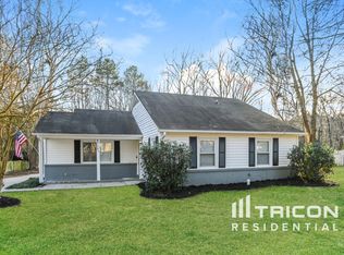 8717 Timbercrest Cir, Charlotte, NC 28226