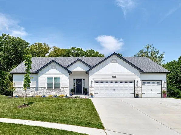 109 Providence Ridge Ct, Wentzville, MO 63385