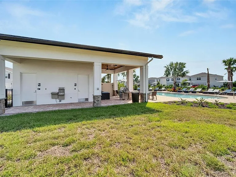 17444 Crescent Moon Loop — Photo 35