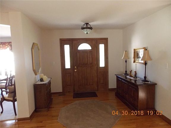 5th image of 1417 Woodglen Dr