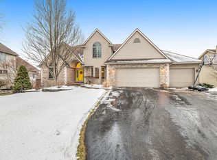 225 Lynwood Dr, Battle Creek, MI 49015