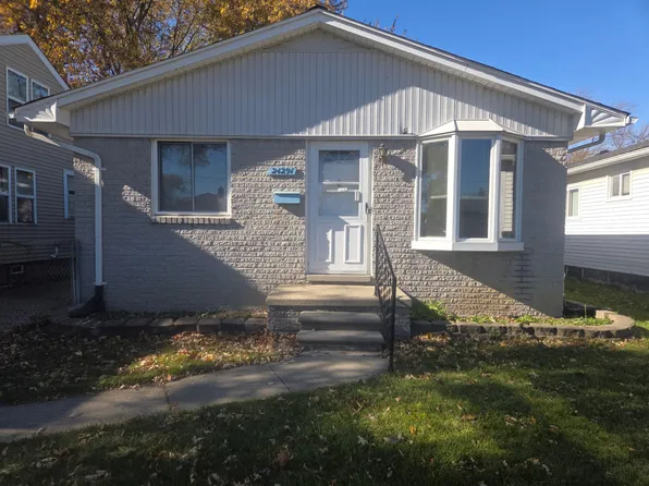 24291 Lexington Ave, Eastpointe, MI 48021
