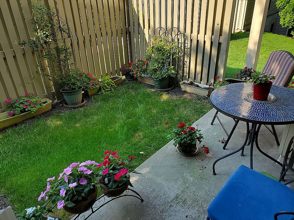 2nd image of 12001 Ridge Knoll Dr APT 2