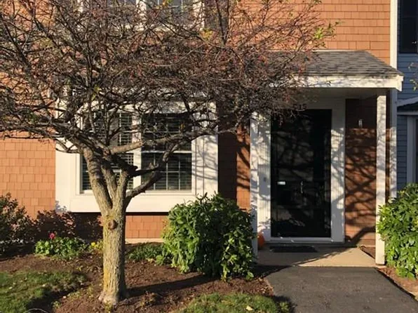 60 Pattison St APT C15, Abington, MA 02351