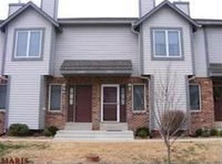 4504 Sherman Park Dr, Saint Charles, MO 63303