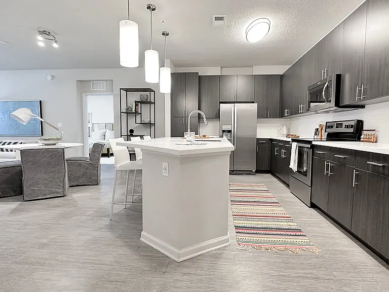 Legacy Union Square Apartments — Photo 9