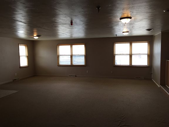 4th image of 114 N Grove St