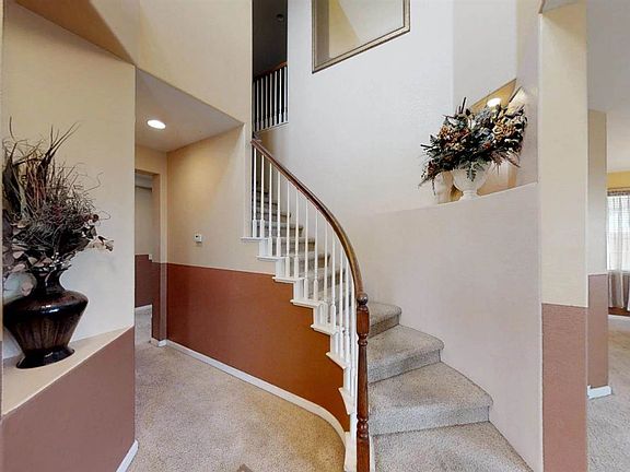 3rd image of 5661 Prospectors Pkwy