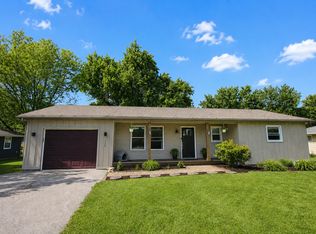 317 Hillside Rd, New Lenox, IL 60451