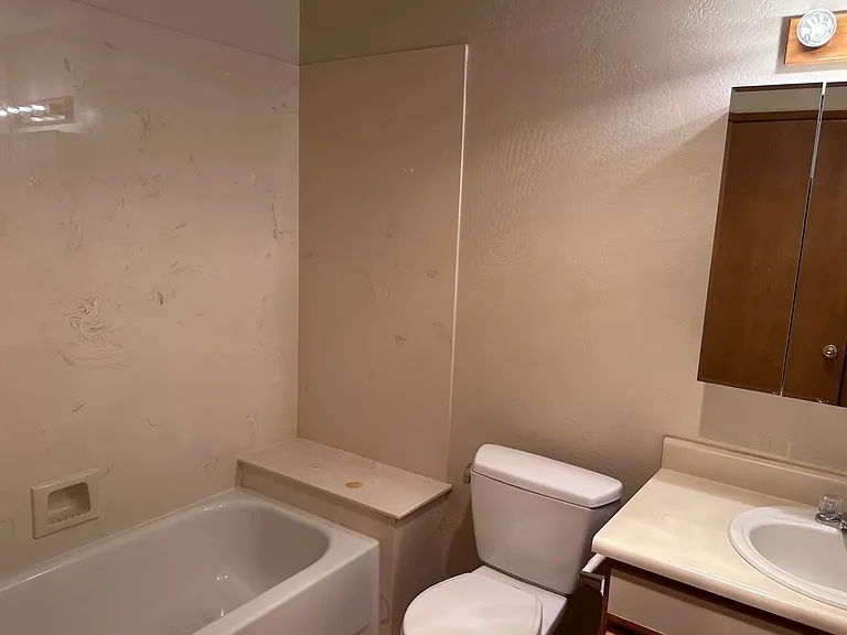 482 Iowa St #B — Photo 12