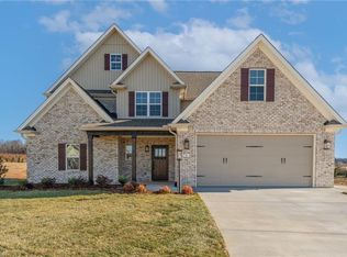 264 Sandpiper Dr, Lexington, NC 27295