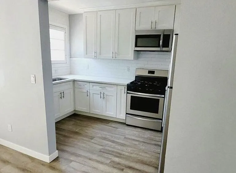 164 S Elm Dr — Photo 8