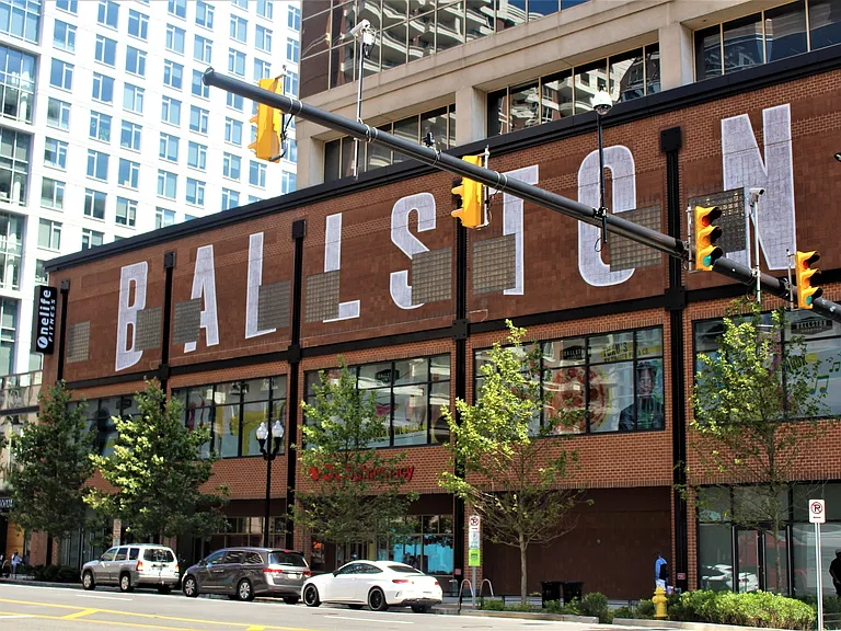 Ideal Ballston Quarter Location