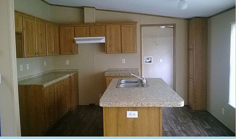 2nd image of 230 Parkshores Cir