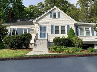 52 Sprague St, Dedham, MA 02026
