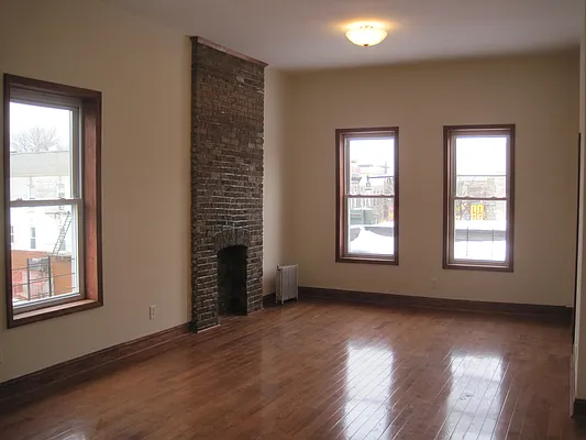 Rented by Brooklyn Vertical Inc. | media 32
