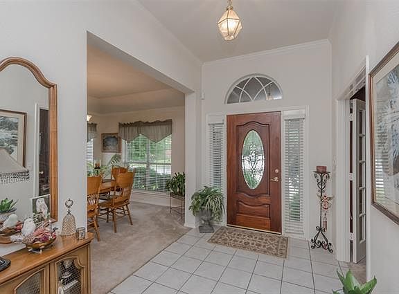 4th image of 1321 Bogard Ln