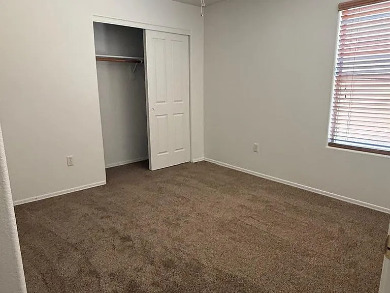 2428 E Calle Lena Verde — Photo 5