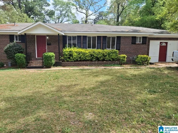 615 Willowbrook Rd, Fairfield, AL 35064