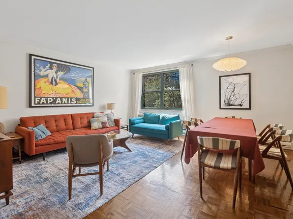 353 West 11th Street 2B image 1 of 19
