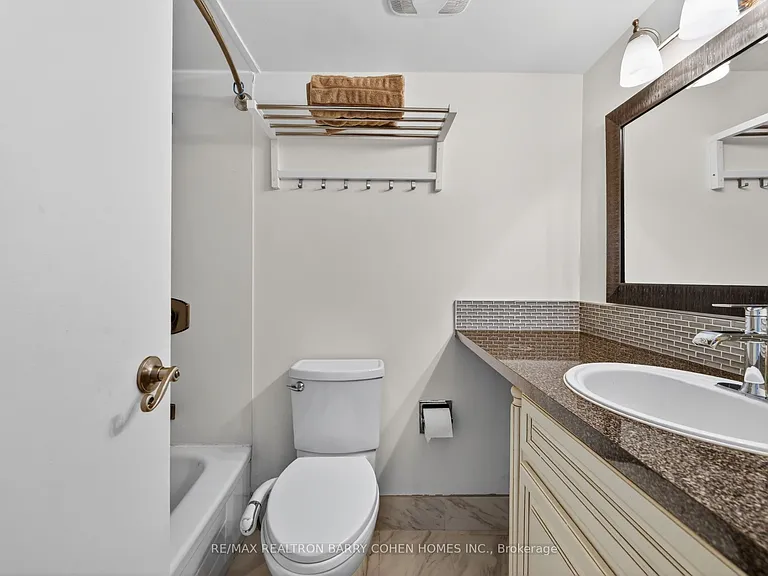 150 Neptune Dr #304 — Photo 21