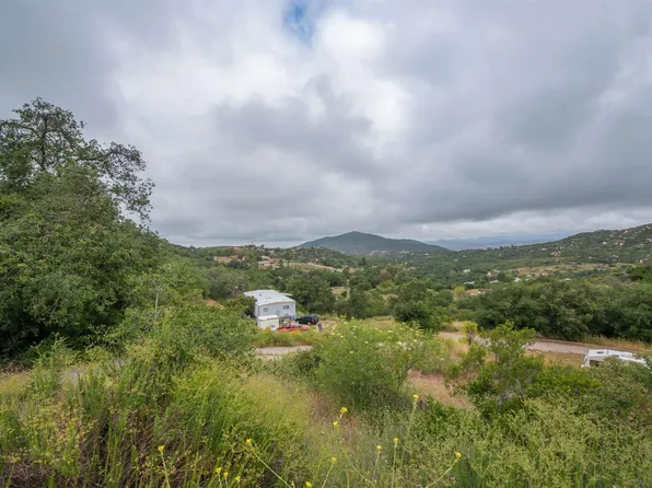 17020 Skyline Truck Trl, Jamul, CA 91935