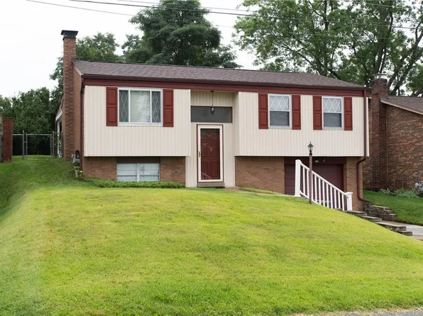 5707 Broad St, South Park, PA 15129