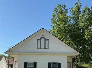 2318 Sylvanie St, Saint Joseph, MO 64501