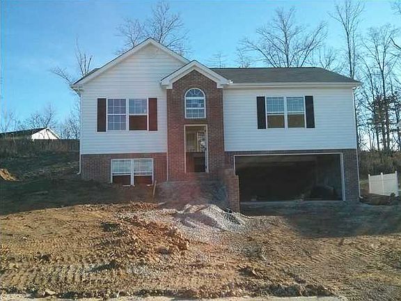 4th image of 2081 Short Leaf Dr