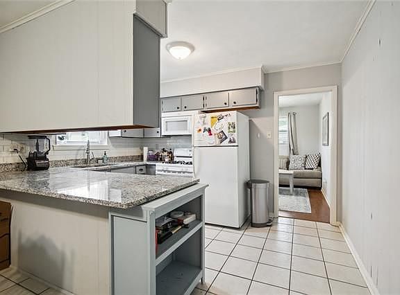 5th image of 3708 47th St